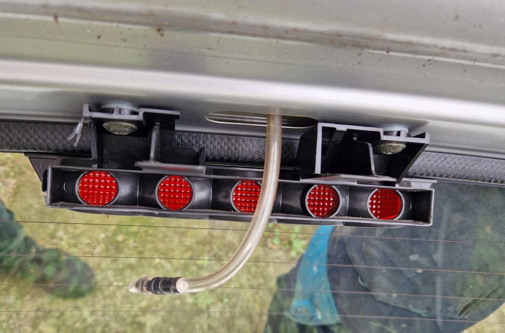 фото №6, Кришка багажника багажника suzuki liana