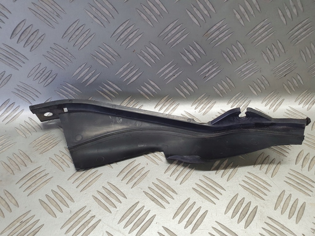 Купить Правая заглушка крыла жабо insignia a