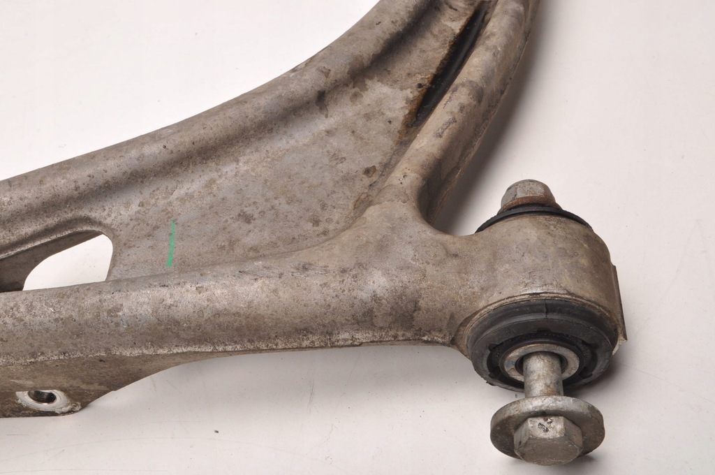 фото №9, Aston martin db11 рычаг левый перед hy53-3a053-ac