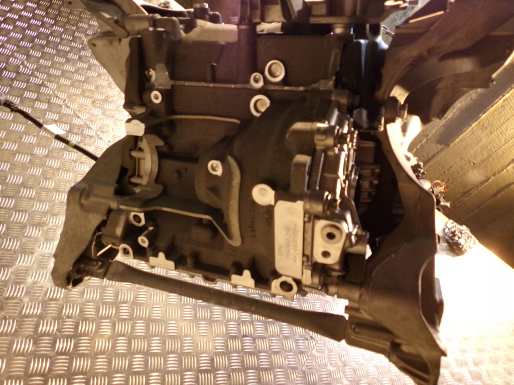 фото №12, Bmw ix i20 двигатель электрический перед 220lr xe2