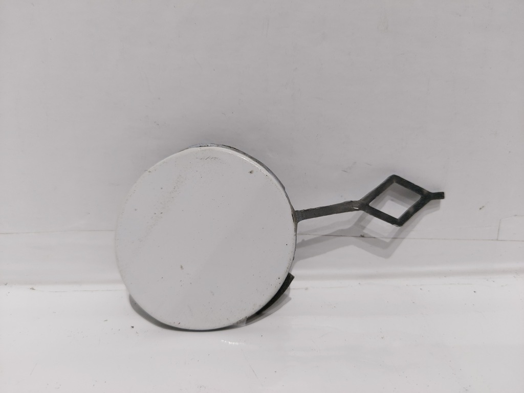 фото №1, Peugeot 208 i 12-19 заглушка фаркоп бампера задняя оригинальная