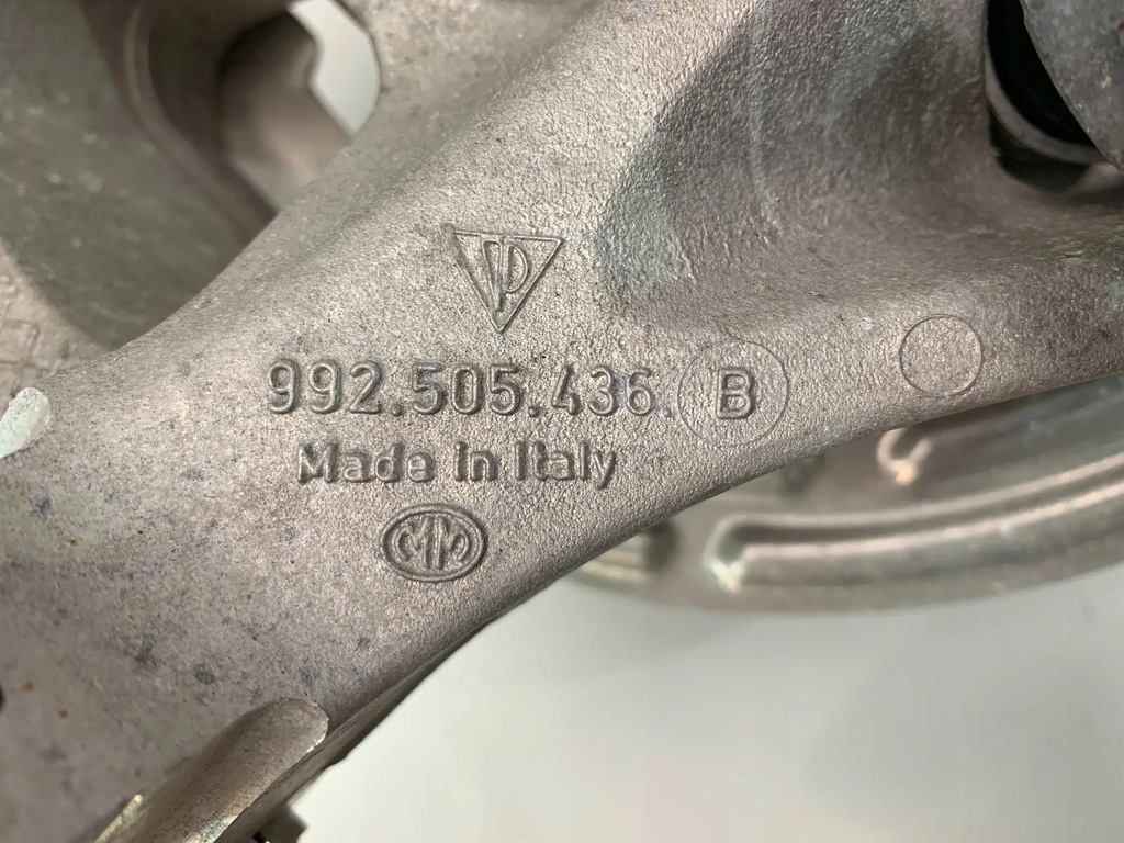 фото №6, Porsche 911 992 поворотний кулак важелі правий задня 992505436b