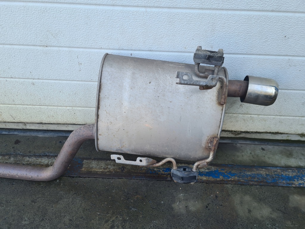 Mini cooper r56 1.6d труба вихлопна гасник 2754643 Зі Шроту