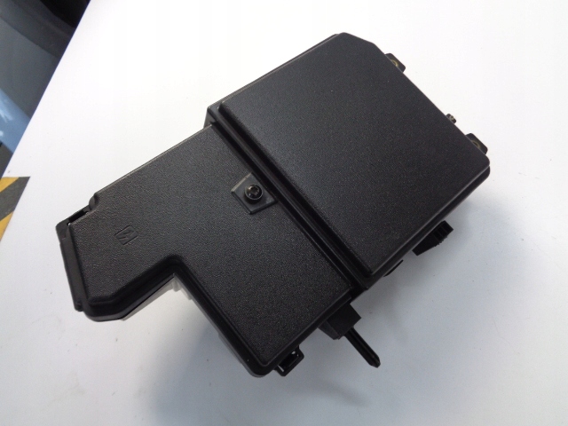 фото №1, Коробка запобіжників renault megane iv hb 2018 rok