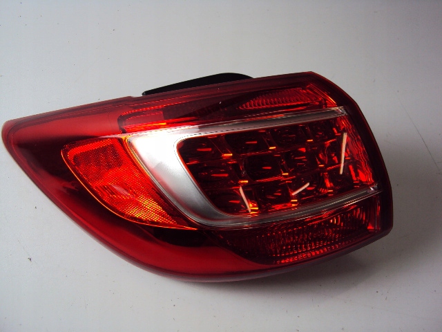 фото №1, Лампа лівий задня kia sportage iii przed lift 10-