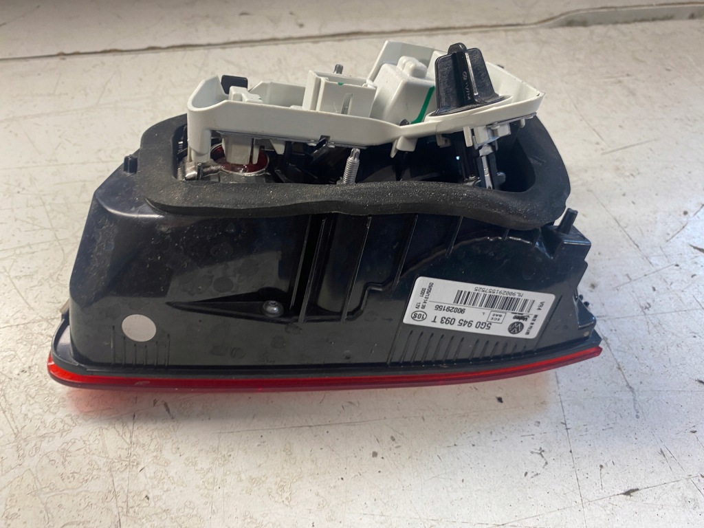 фото №7, Vw golf vii лампа лівий задня w кришка 5g0945093t