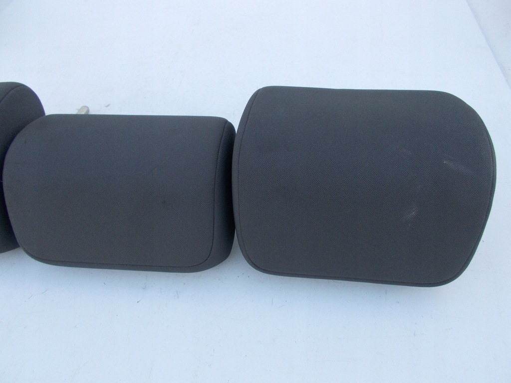 фото №6, Підголівник підголівники задня vw golf v 3szt