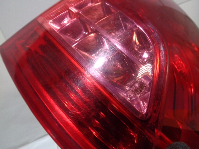 фото №16, Лампа правый задняя citroen c5 iii kombi vp8x8x-13404-ax