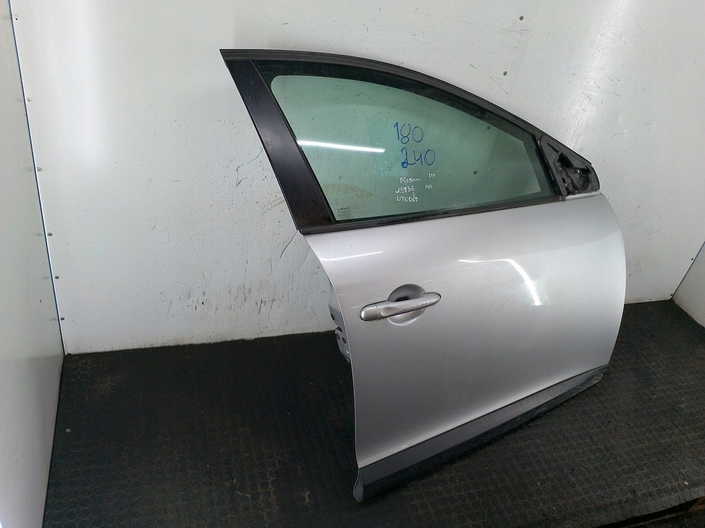 фото №4, Дверь перед правый renault megane iii ted69