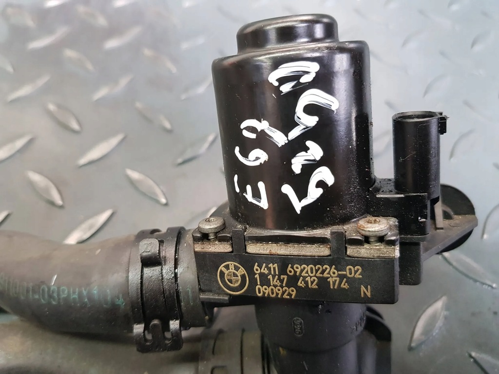 фото №5, Клапан водяний обігріву обігрівач 6 920 226 bmw e60 e61 520i 530i 520d 530d