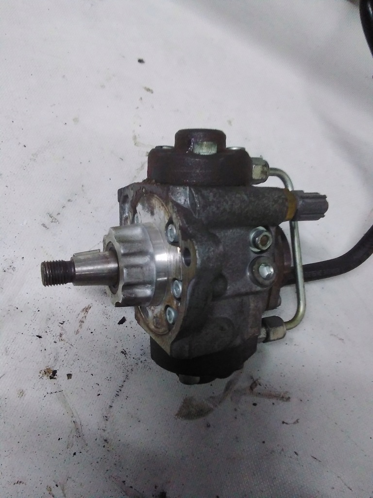 фото №4, 6710 opel zafira b насос упорскування 98103028