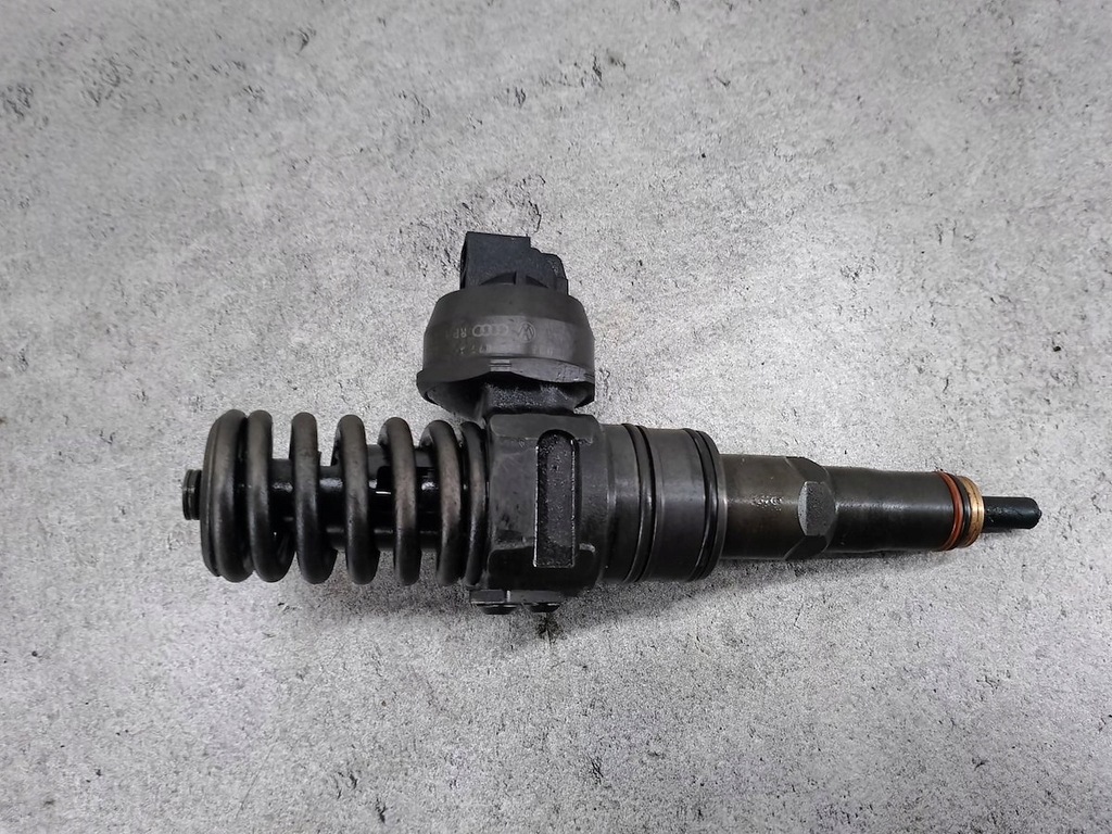 фото №7, Насос-форсунка seat altea 038130073ag 0414720215 1.9 tdi bosch