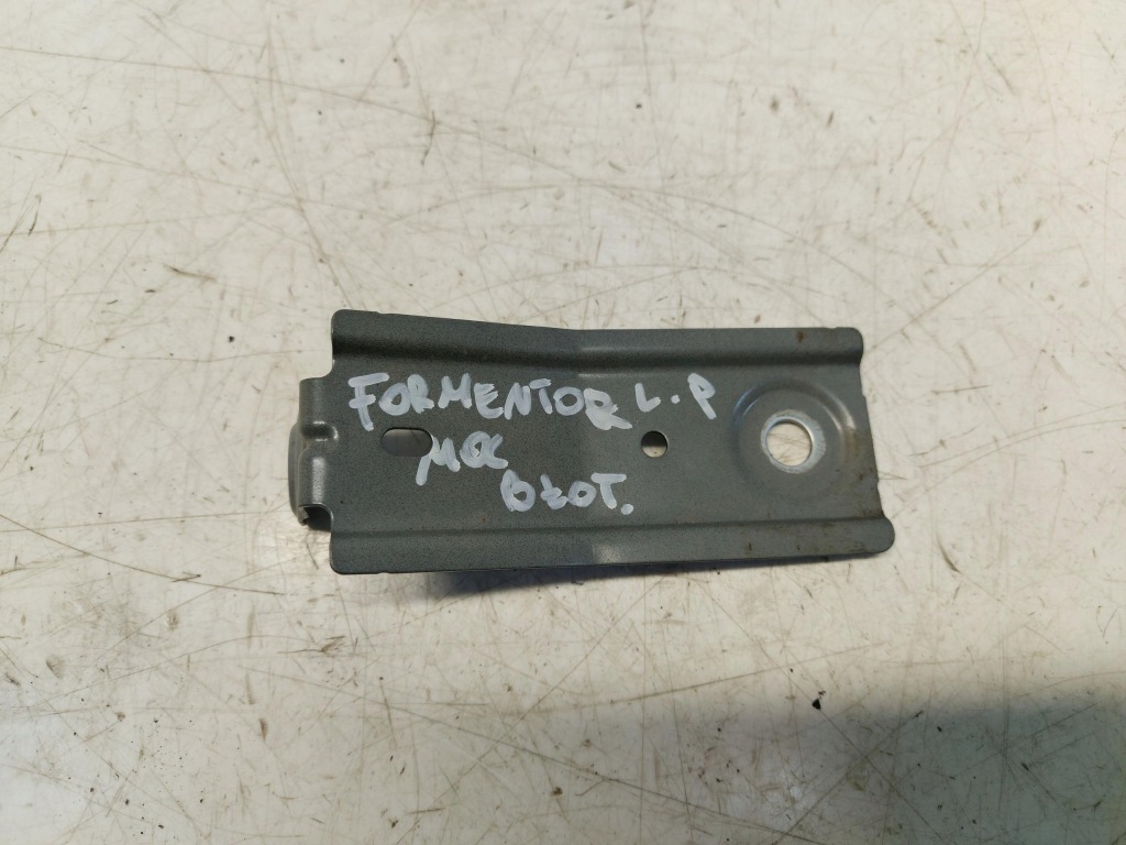 фото №1, Cupra formentor 5ff кронштейн крыла перед левая