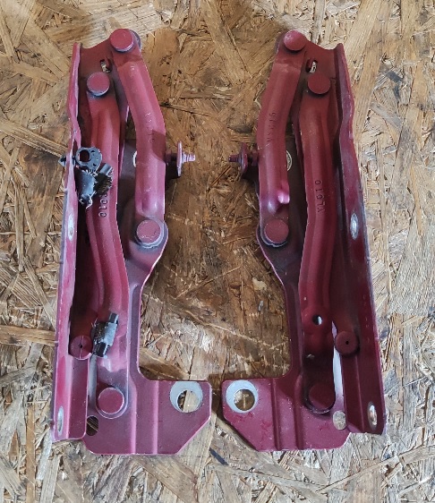 фото №1, Петли капот 2 штуки jeep patriot красные