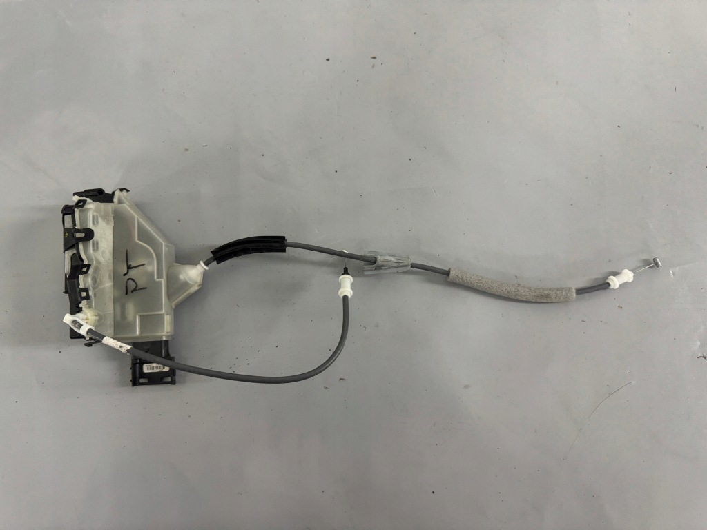 Купити Peugeot 2008 ii замок двері правий задній задній psa 305593