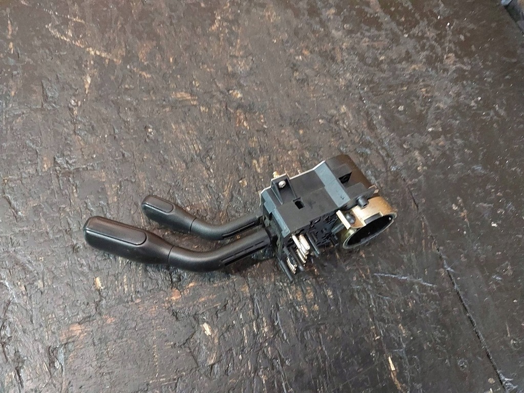 фото №7, Рычаг / переключатель поворотники света audi 80 b4 443953513h