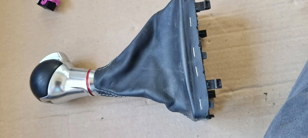 фото №7, S3 8v sedan a3 домкрат ручка переключения передач чехол dsg 8v1713139n