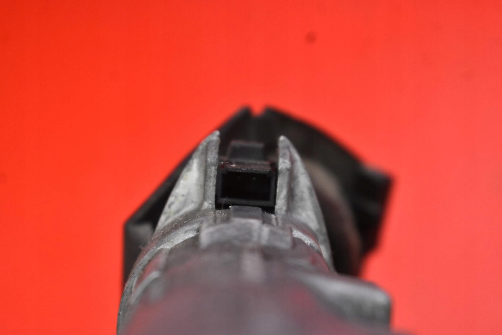 фото №9, Замок зажигания ключ 4b0905851c seat leon 1 i 1.6 8v 100 km 99-05