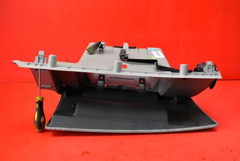 фото №9, Бардачок пассажира eu volvo s40 v40 2 ii 08r