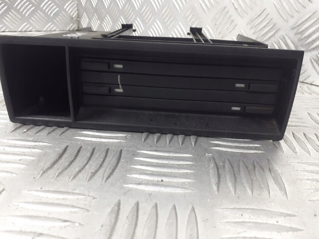 фото №1, Бардачок дисков cd mercedes w168 1.4 1686800814