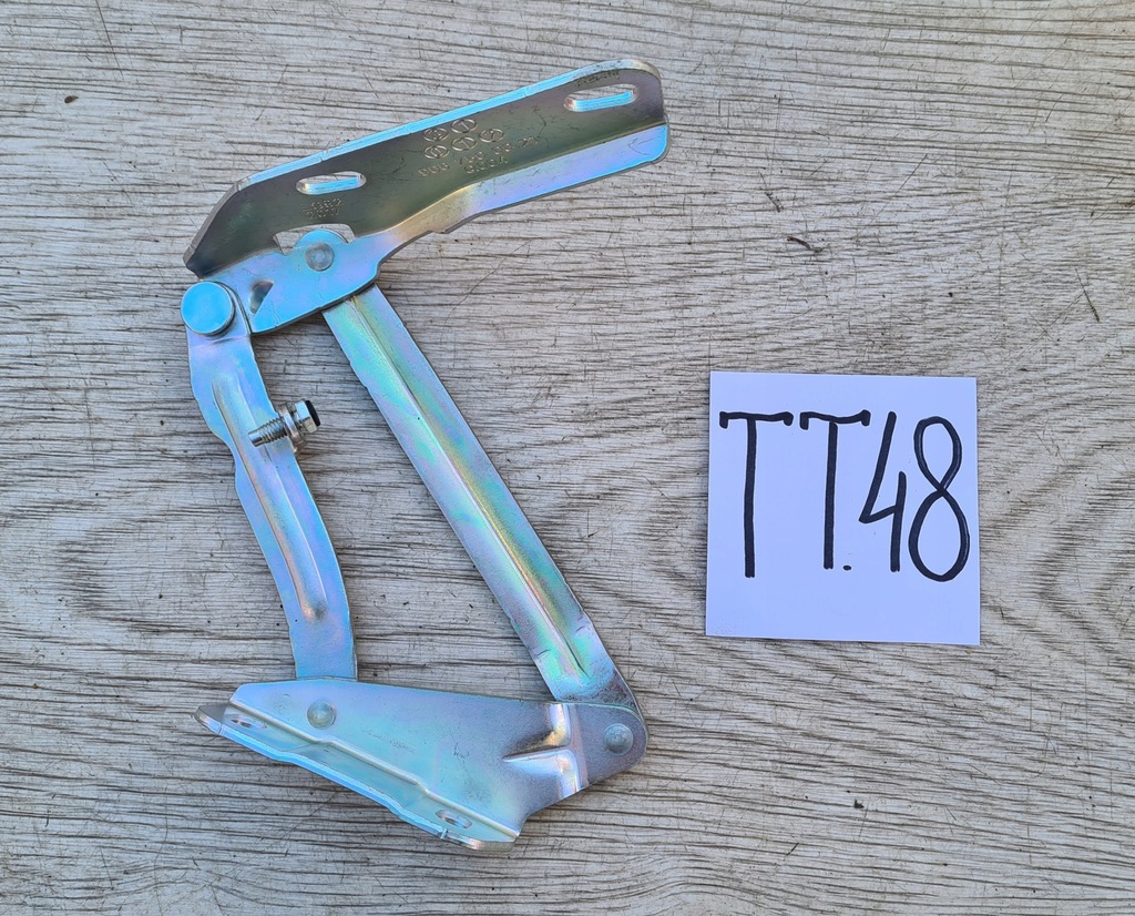 фото №1, Петля капот левый sprinter w906 9067500021