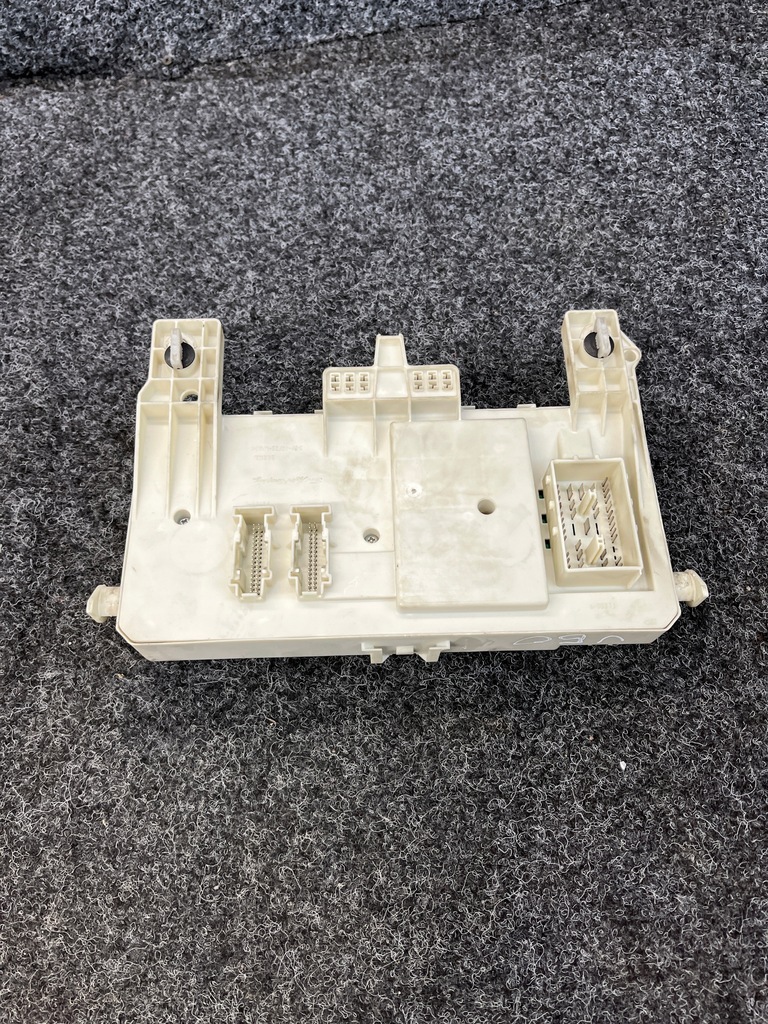 фото №5, Volvo v50 i коробка предохранителей модуль bsi 31254903