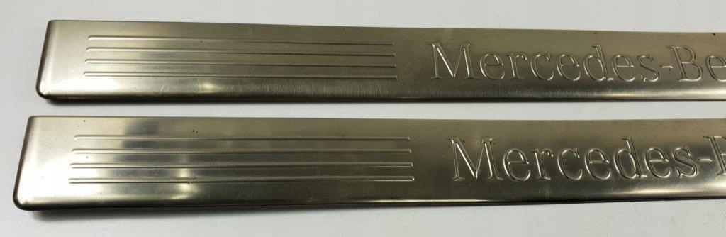 фото №8, Молдинг порог перед w212 a2126860936