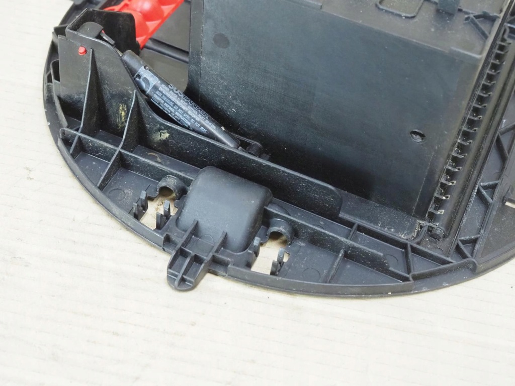 Mercedes бардачок корзина навігації 2025456640 Доставка