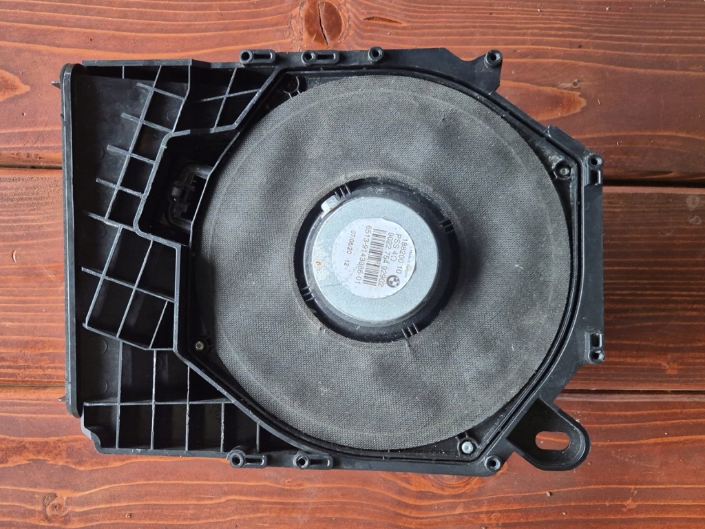 Купити Bmw e81 e87 e88 e90 e91 e92 динамік низькочастотний сабвуфер правий 9143986