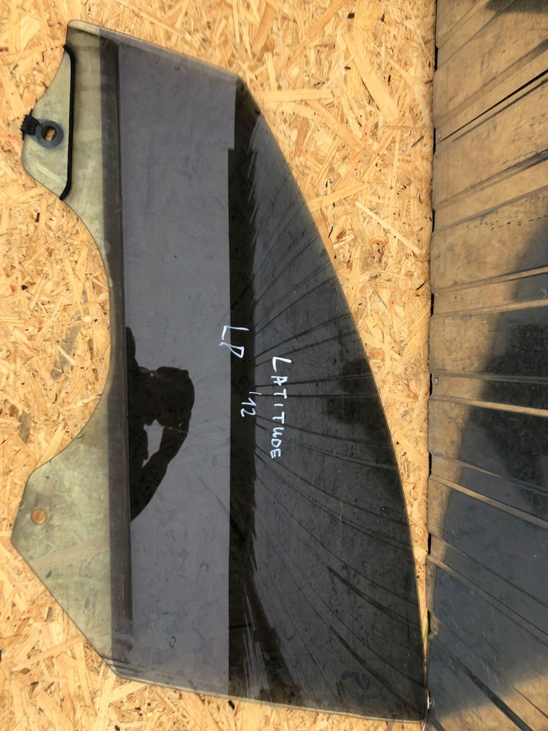 фото №1, Скло двері лівий перед latitude