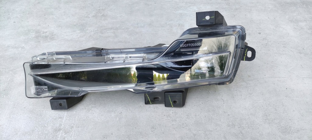 Купити Протитуманна фара led drl лівий tesla 3 1077395-00-c