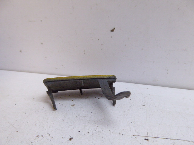 фото №3, Renault clio ii 98-01 заглушка бампера задня