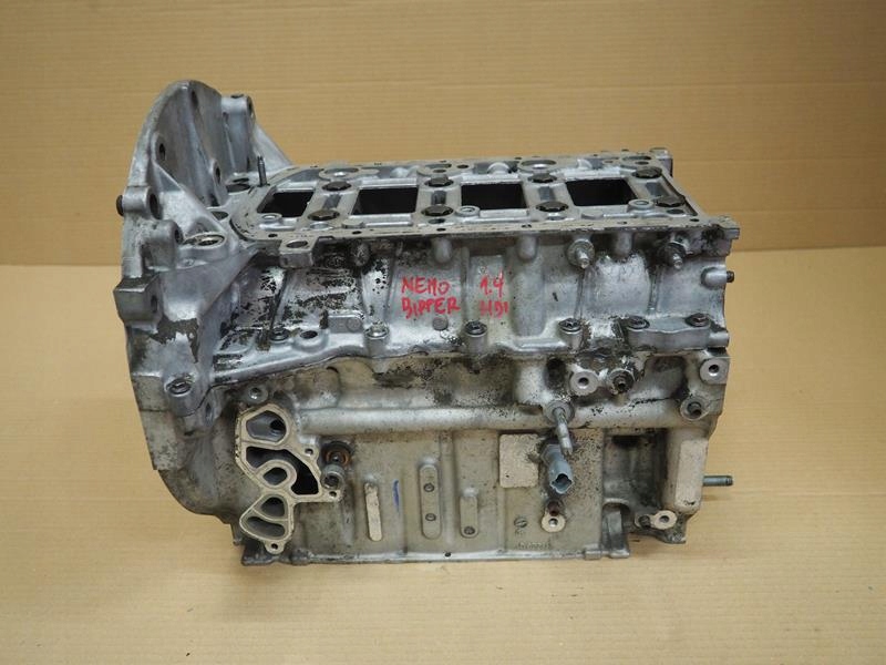 фото №1, Блок двигателя 1.4 hdi citroen peugeot