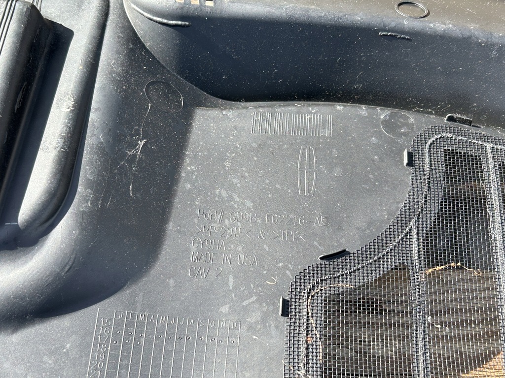 фото №10, Жабо полный lincoln continental 2017-