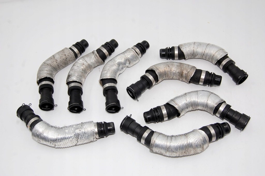 фото №6, Шланг wąż wody термостата volvo v50 s40 ii c30 2,0d d4204t 3m5h-18k579-fe