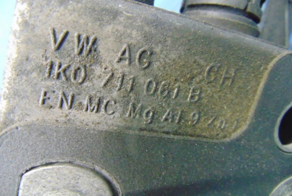 фото №6, Volkswagen passat b6 2.0tdi kombi домкрат переключения передач