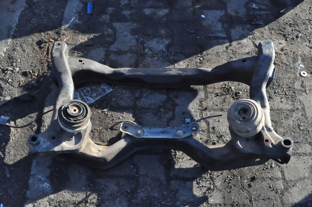 фото №1, Mercedes slk iii w172 r172 2.2 16v подрамник подвеска a1716220004