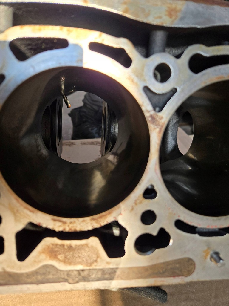 фото №9, Блок двигуна dry 2.0 tsi 06q103023a