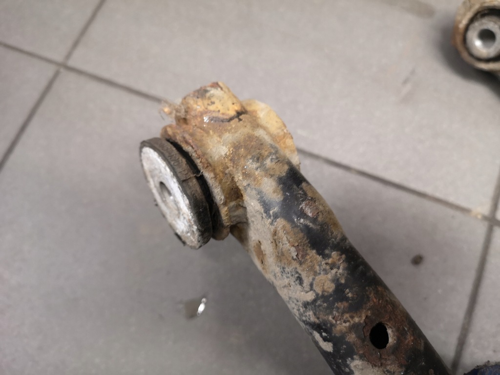 фото №9, Важіль задня audi a6 c5 allroad 4z7505323a