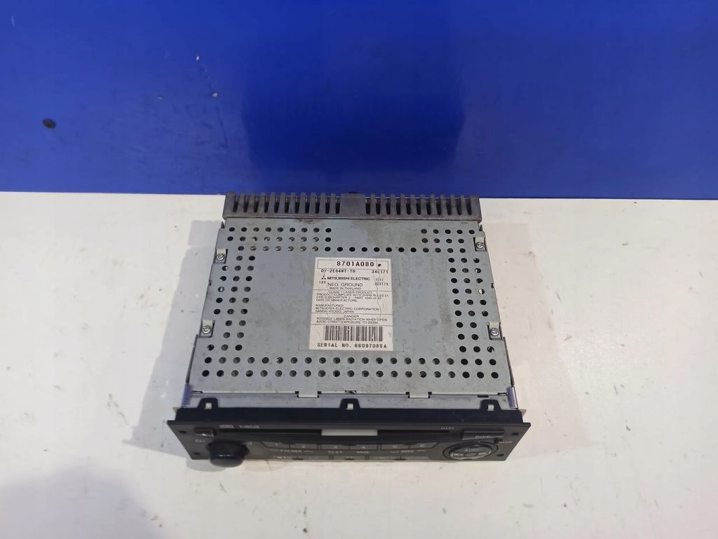 фото №2, Mitsubishi grandis 2006 автомагнитола