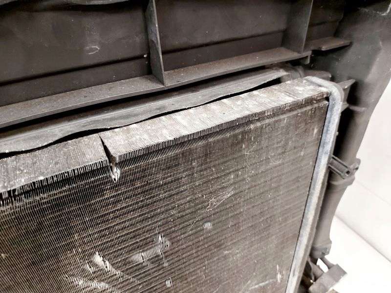 Octavia 2 1.9tdi ремінь передній радіатор води кондиціонер Доставка