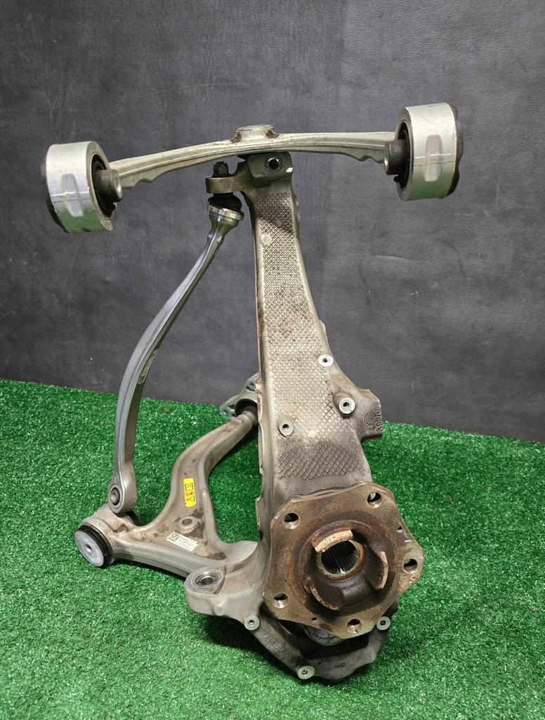 фото №6, Porsche taycan подвеска поворотный кулак рычаг правая