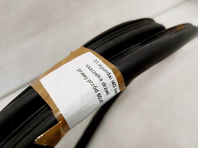 фото №1, Hyundai i40 sedan прокладка двері правий перед