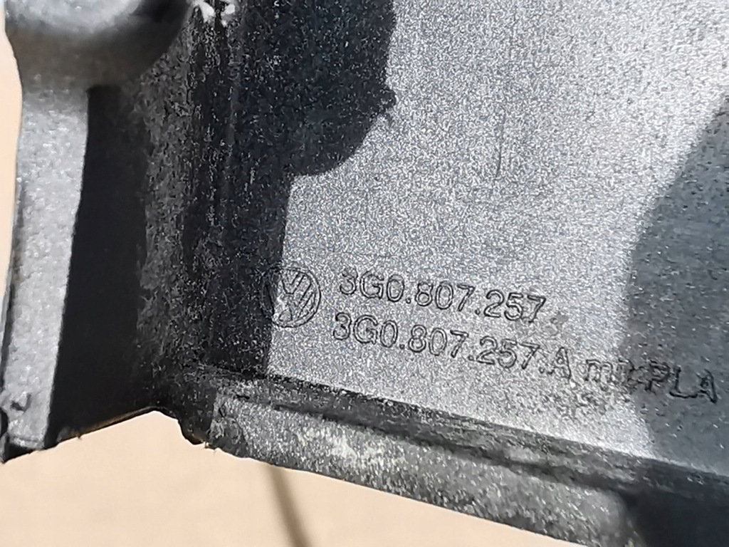 фото №9, Vw passat b8 3g0 alltrack 15-19 молдинг левая бампера перед 3g0807257