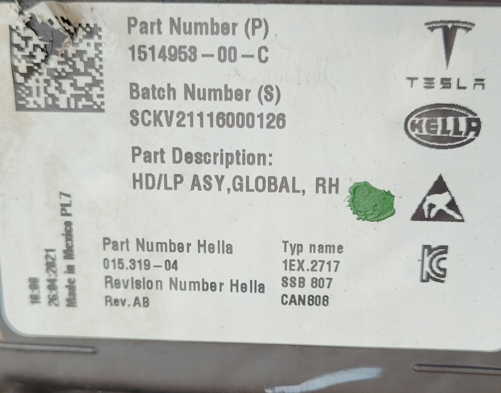 Tesla 3 3 рестайлінг  фара led правий 1514953-00-c Зі Шроту