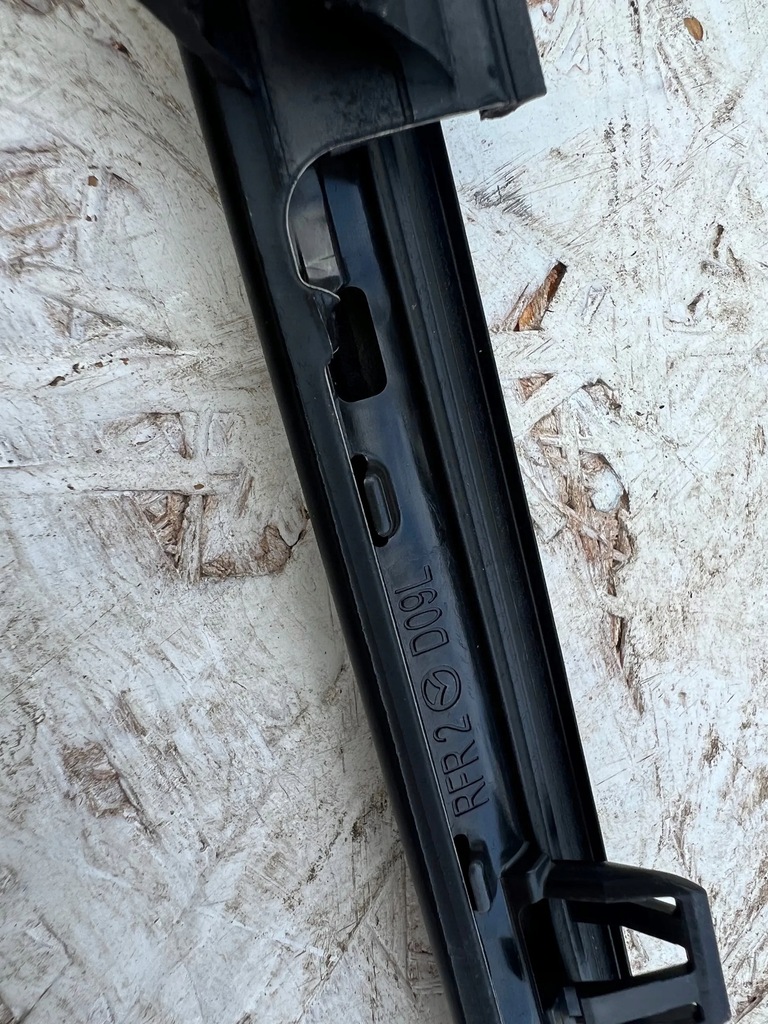 фото №7, Mazda 2 15- молдинг ущільнювач права задня mazda 2 dj dl lift 19-