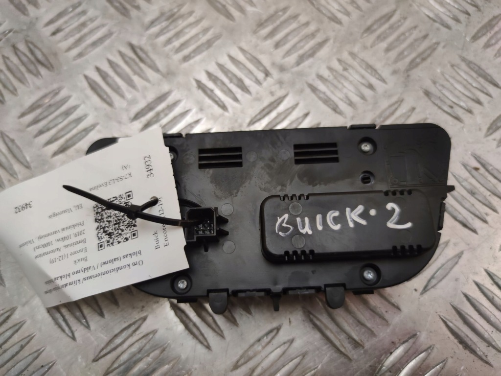 фото №3, Buick encore i панель кондиціонера