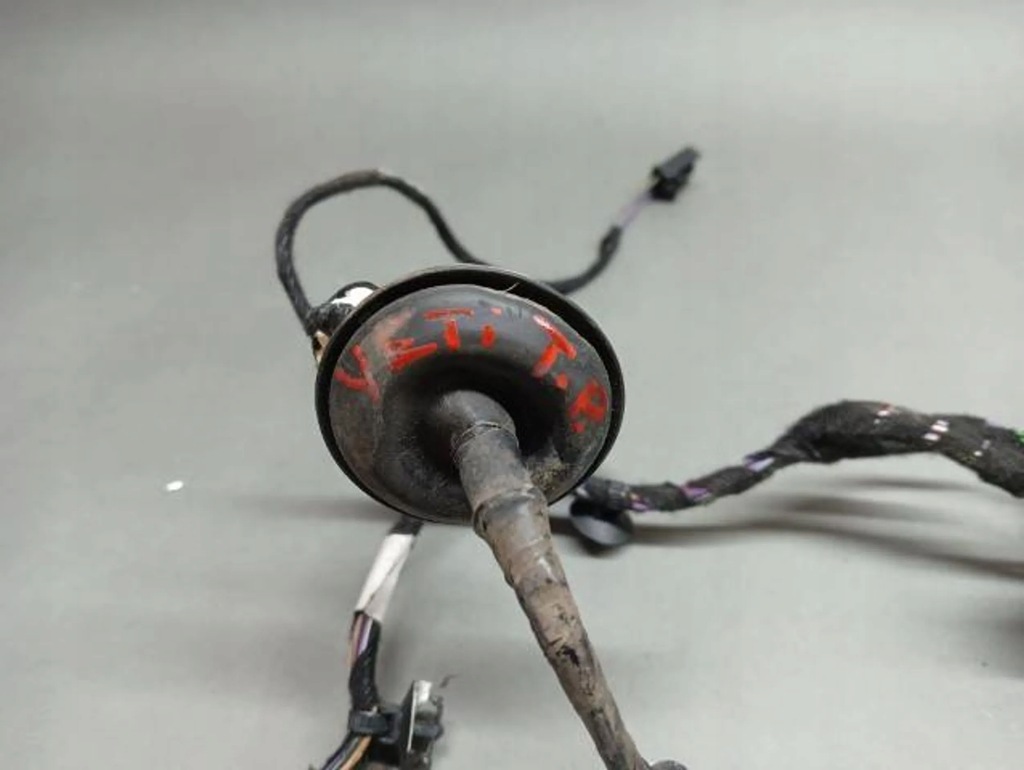 фото №6, 5l0971161n джгут електропроводка двері задня правий yeti