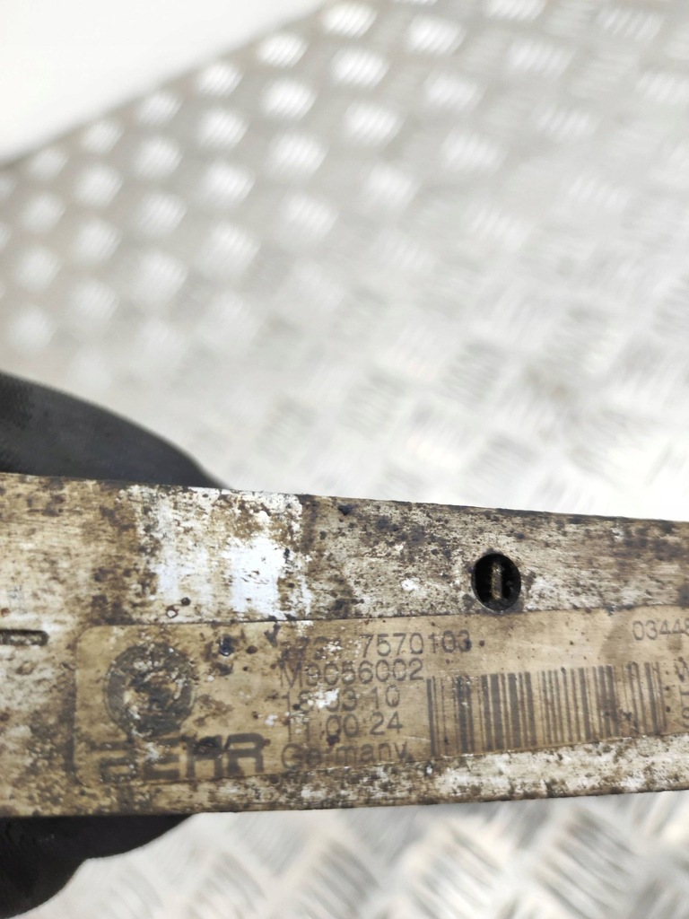 фото №6, Bmw 7 f01 f02 f03 f04 2010 радиатор масла