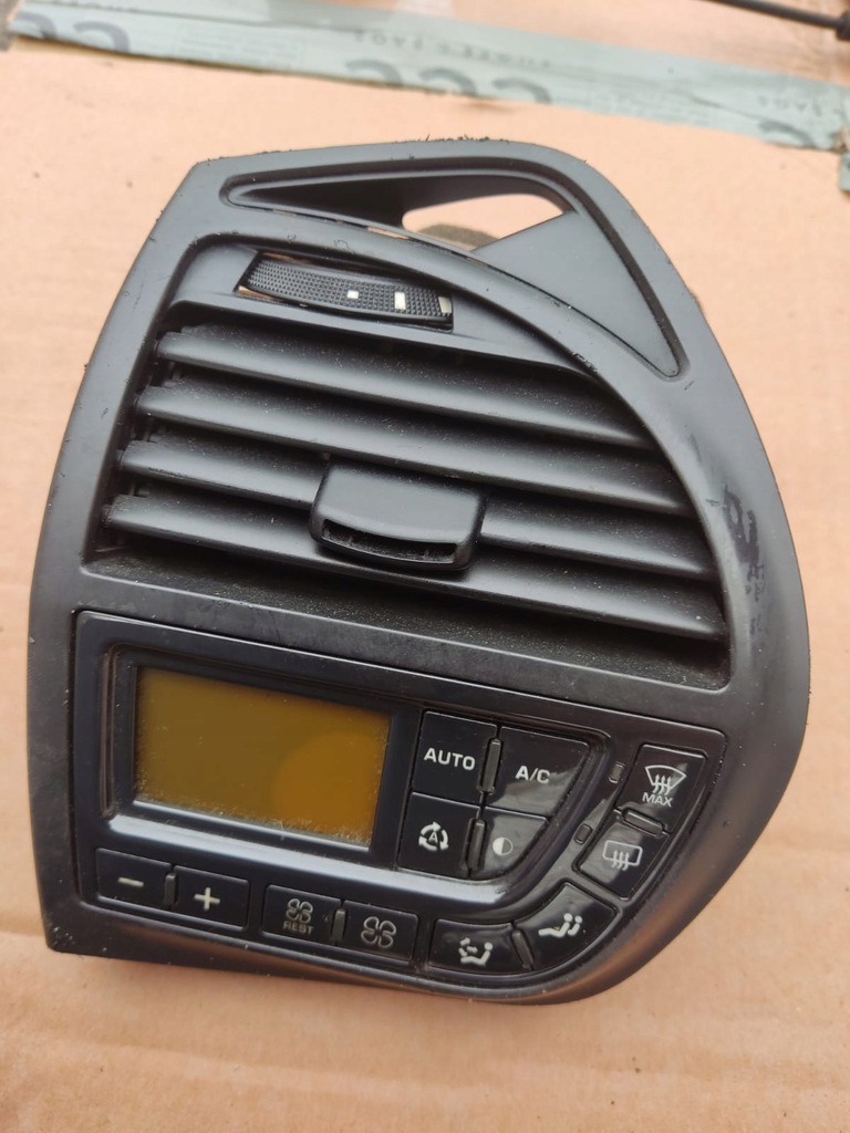 фото №1, Решётка обдув левая citroen c4 picasso 9659627577